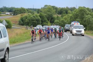 В Великих Луках состоялось награждение победителей Чемпионата России по велоспорту в парной гонке (фото)