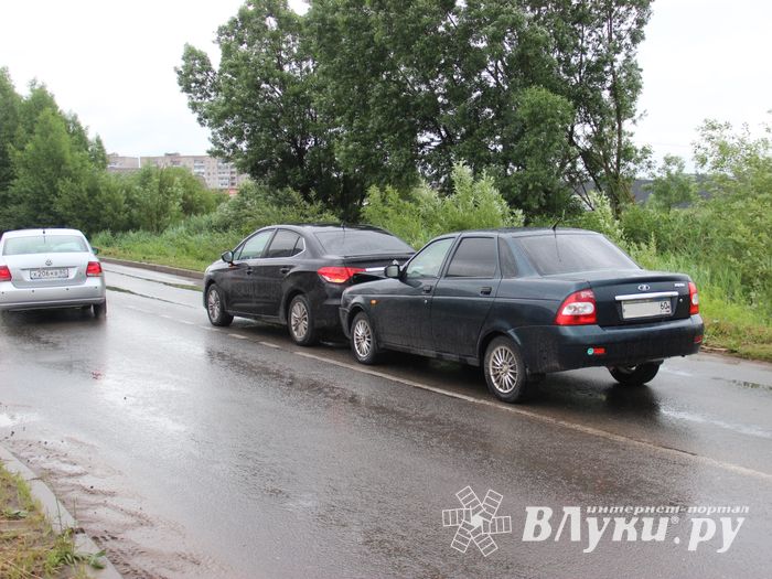 Из-за ДТП на улице Гражданской затруднено движение (ФОТО)