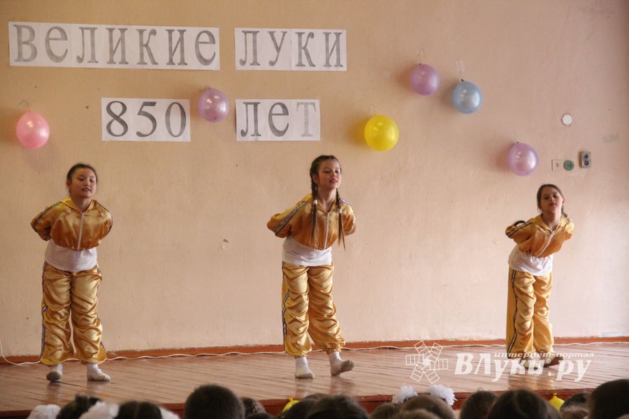 «Мой город Великие Луки — город фонтанов и шаров» (фото)