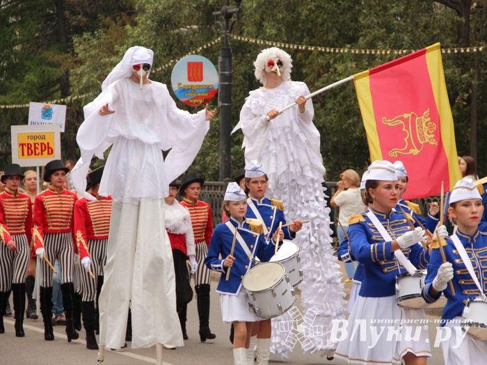 Лучшие мажоретки и барабанщицы награждены (ФОТО)