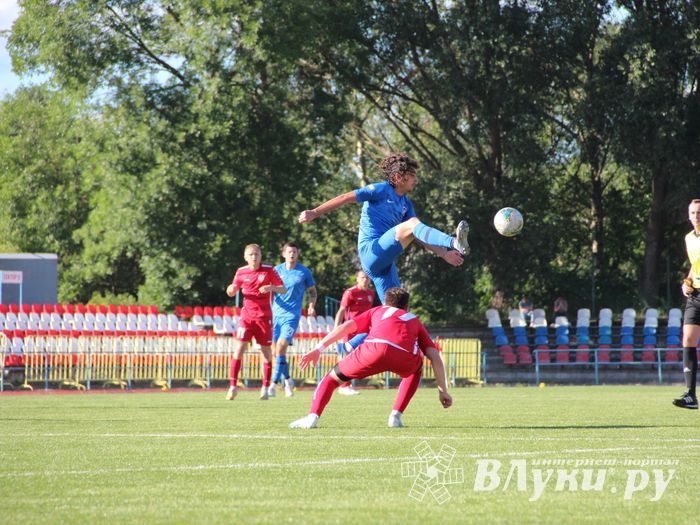 Футбол (ФОТО)