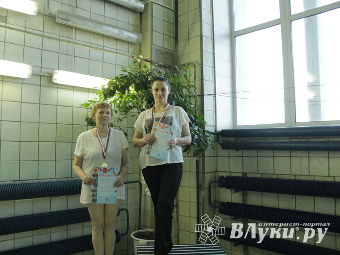 В Великих Луках прошел Чемпионат и Кубок города по плаванию (фото)