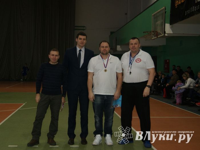 Великолучане завоевали бронзу на Международном турнире по баскетболу (ФОТО)