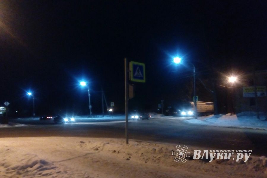 Светофор установили, включить — забыли (ФОТО)