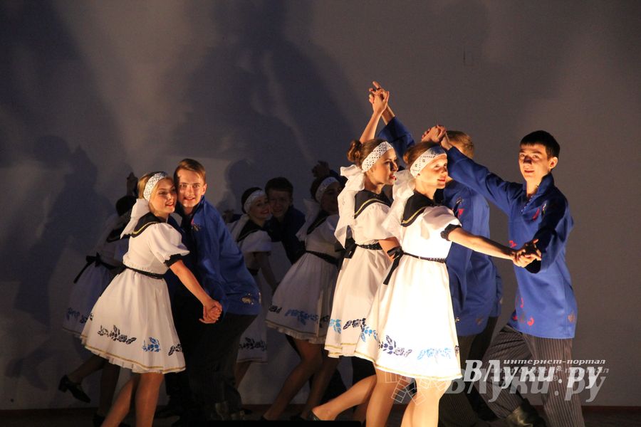 В Великих Луках отметили День России