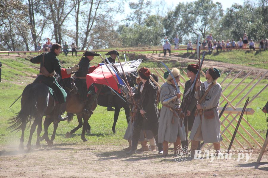 Великолукская Крепость соединила прошлое и настоящее (ФОТО)
