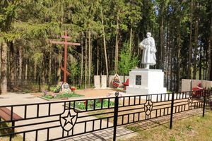 В Переслегино на воинском мемориале – новый памятник (ФОТО)