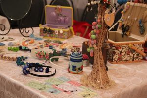 В Великих Луках состоялась презентация творческого объединения мастеров декоративно-прикладного искусства «Калейдоскоп» (фото)