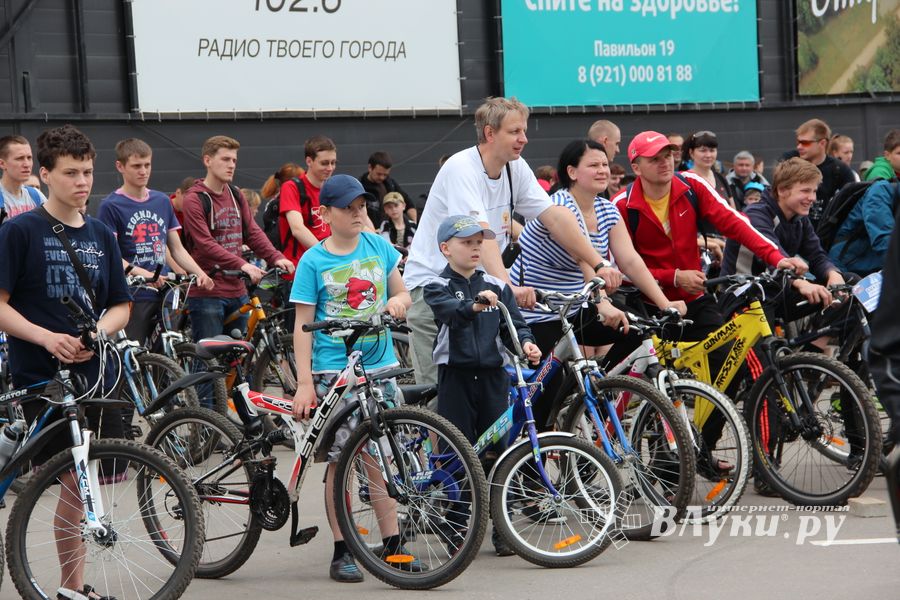 В Великих Луках состоялся «Велопарад» (ФОТО)