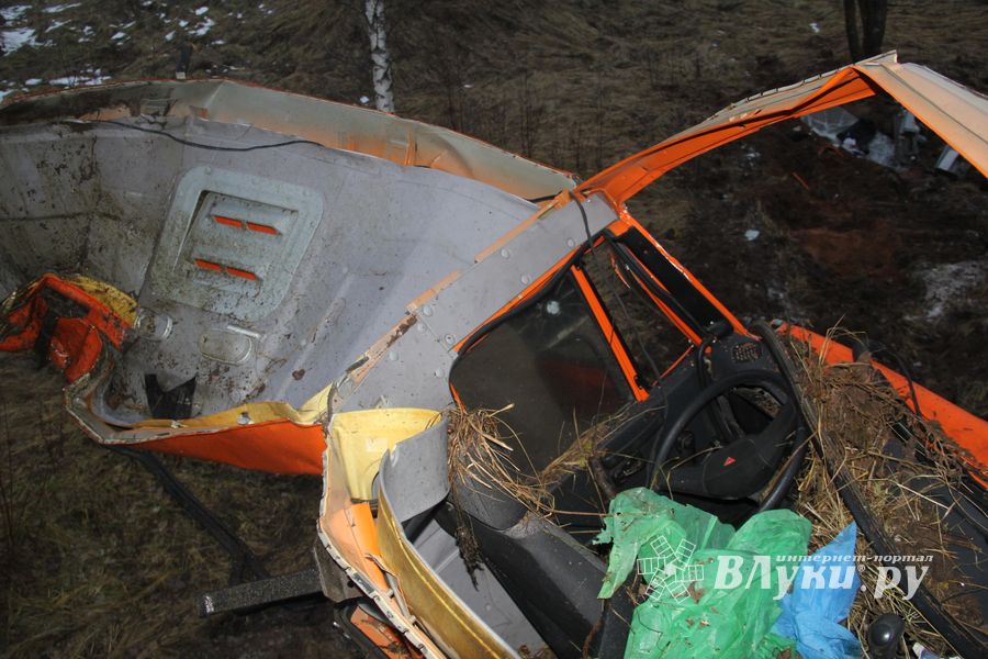 В районе деревни Булынино перевернулась бетономешалка (ФОТО)