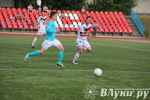 В Великих Луках состоялся матч «Луки-Энергия» — «Звезда» (Санкт-Петербург)
