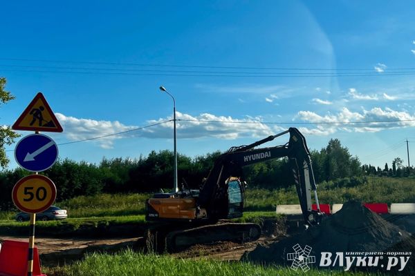 Началось строительство временных объездов путепровода над трассой М-9 (ФОТО)