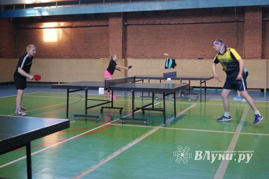 В Великих Луках прошел чемпионат города по настольному теннису (ФОТО)