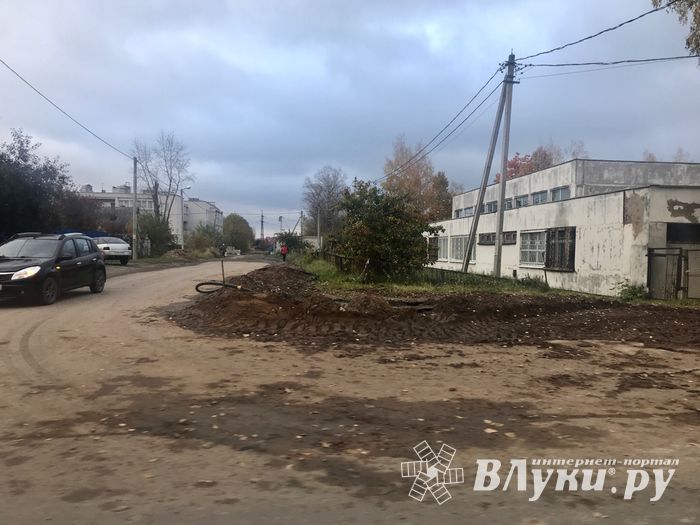 Перекрёсток улиц Дружбы и Глинки частично закрыт (ФОТО)