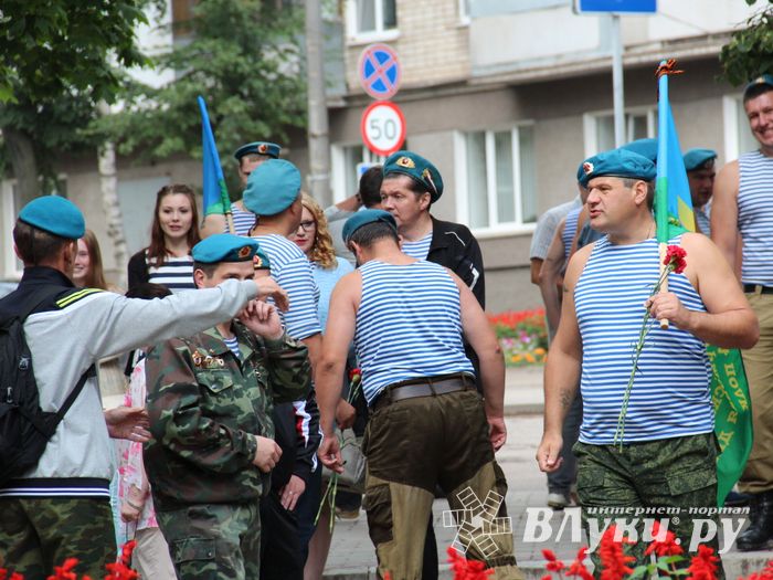 В Великих Луках начались мероприятия, посвященные Дню ВДВ (ФОТО)