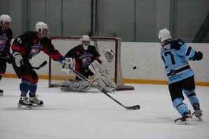 Великолукские хоккеисты в шаге от финала (ФОТО)