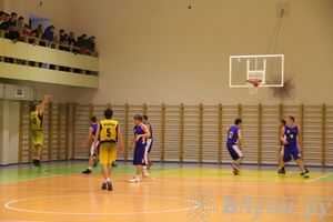 В Великих Луках проходят игры Чемпионата АСБ (фото)