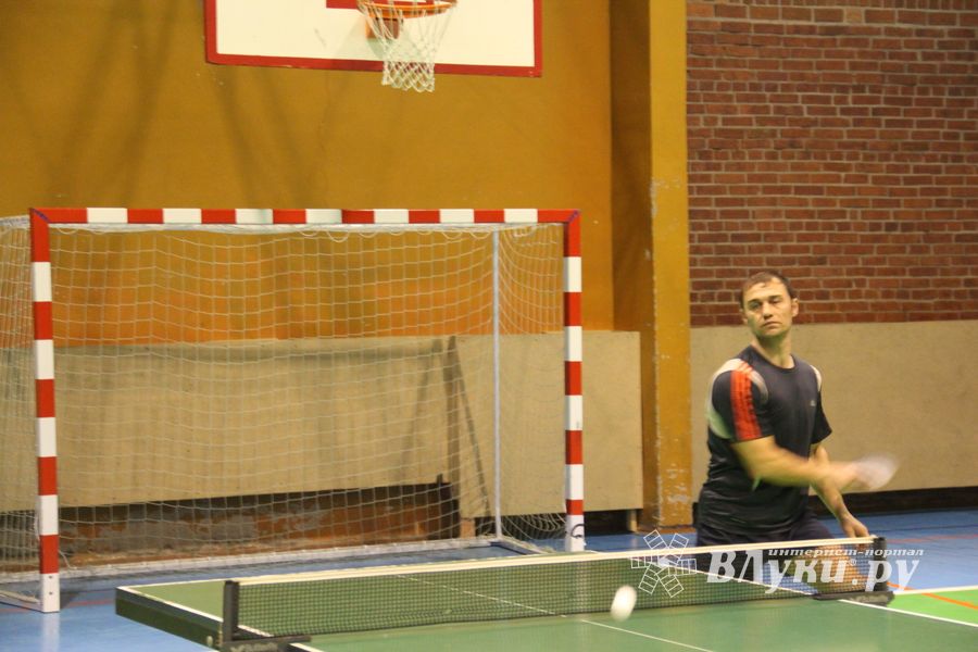 В Великих Луках прошёл чемпионат по настольному теннису