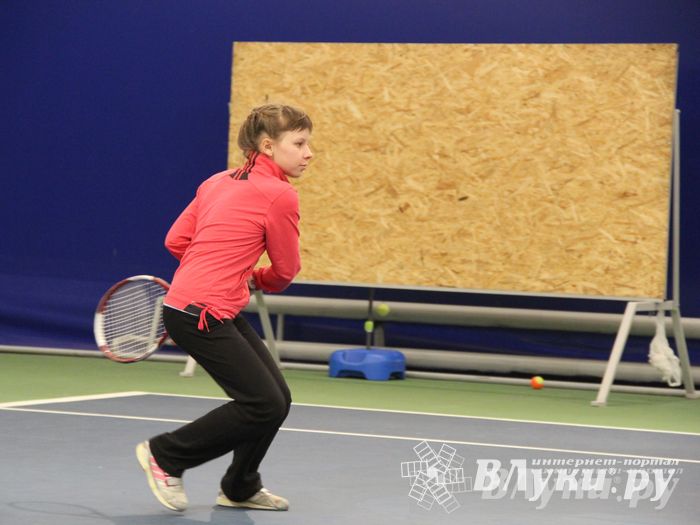 В Великих Луках прошло Первенство по большому теннису (фото)