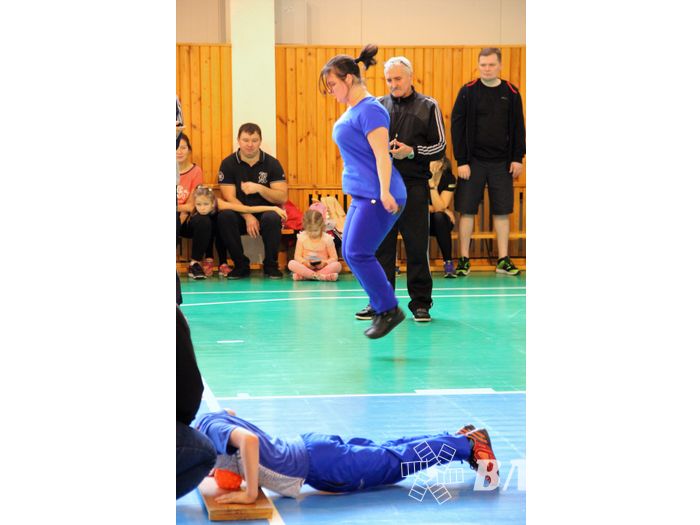 Великолучане одержали победу в зональном этапе «Папа, мама, я – спортивная семья» (ФОТО)