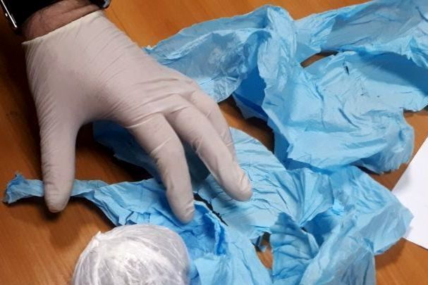 В Великих Луках полицией изъята крупная партия синтетических  наркотиков