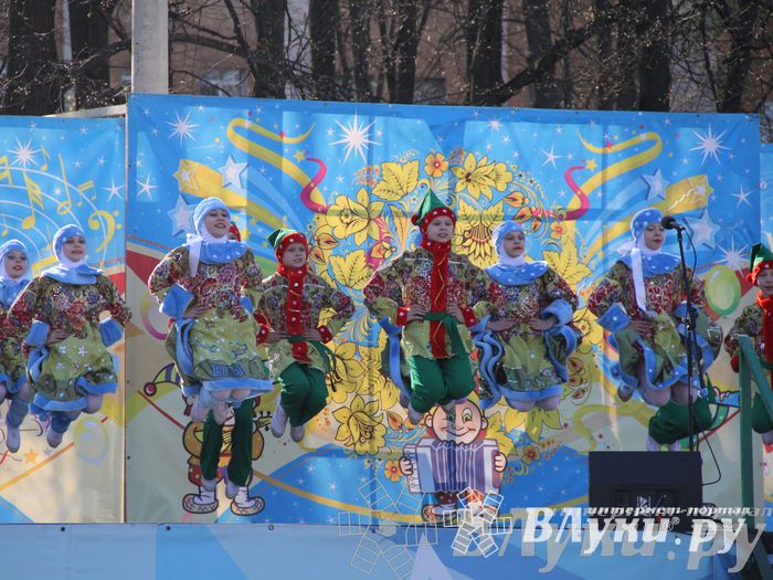 Традиционная весенняя ярмарка прошла в Великих Луках