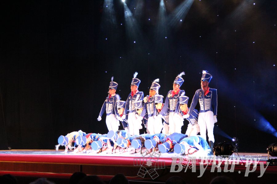 В Великих Луках состоялся концерт балета TODES