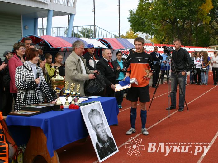 Команда школы №2 стала сильнейшей на турнире памяти М.Ф.Хренова 