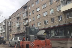 ФОТОФАКТ: В Великих Луках на ул. Дьяконова проводятся дорожные работы
