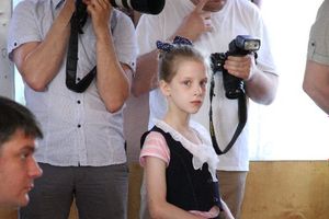 В Великих Луках прозвенели «Последние звонки»