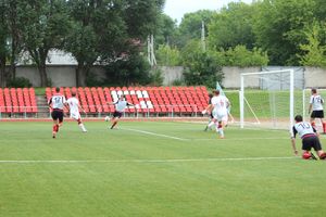"Экспресс" (Великие Луки) - "Купол-ВДВ" (Псков)