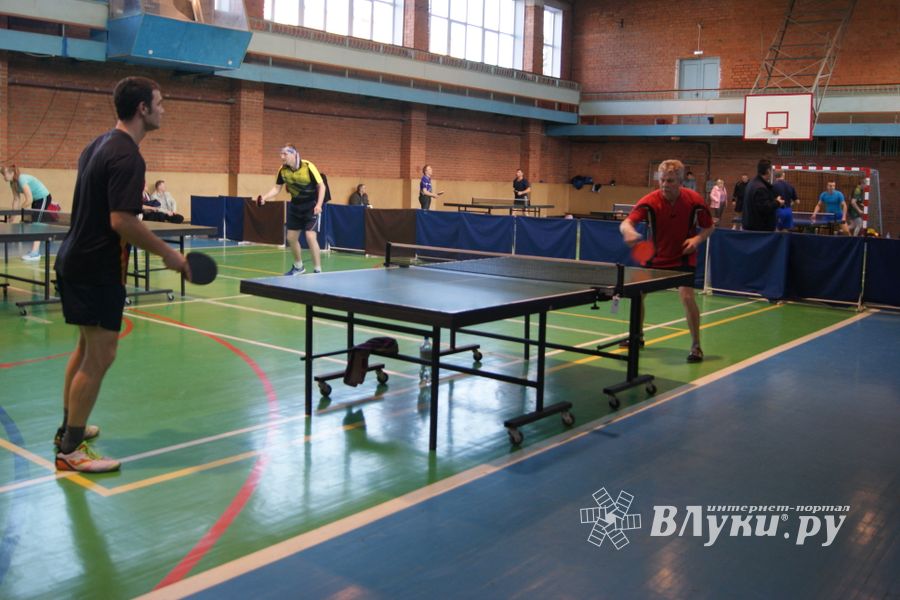 В Великих Луках прошел чемпионат города по настольному теннису (ФОТО)