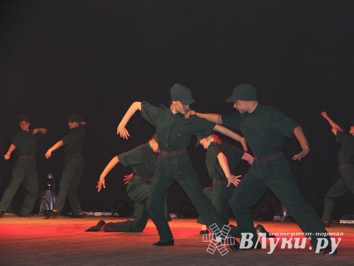 18 мая состоялся юбилейный концерт коллектива мажореток «Золотые погоны» (ФОТО)