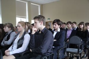 В гимназии им. Софьи Ковалевской прошел Урок мужества (фото)