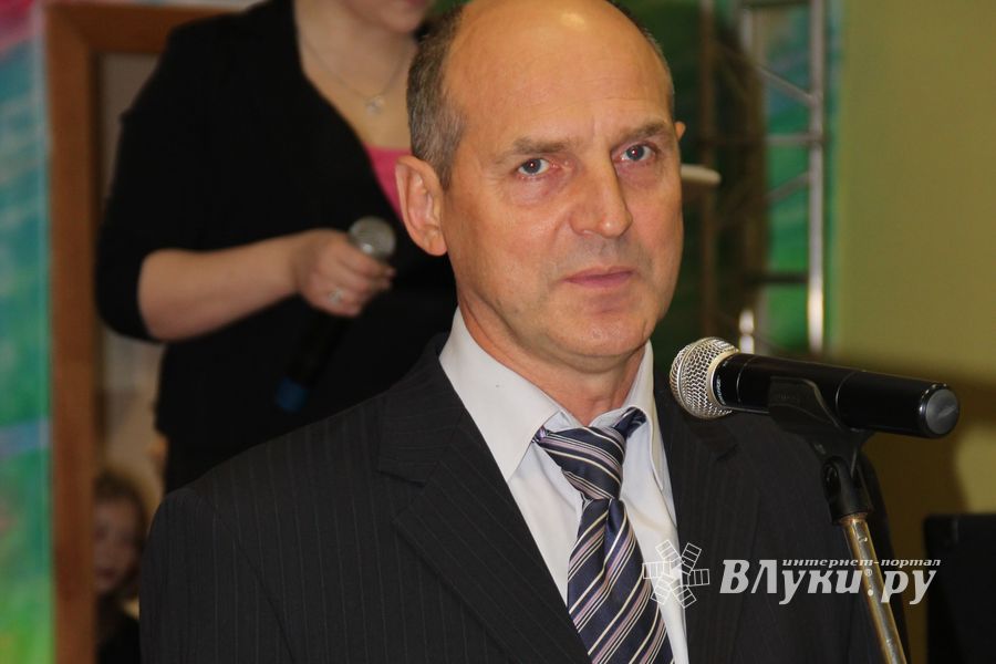 Открытие  3-й Великолукской универсальной выставки