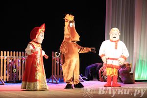 Состоялась премьера спектакля «Однажды в сказке...» (фото)