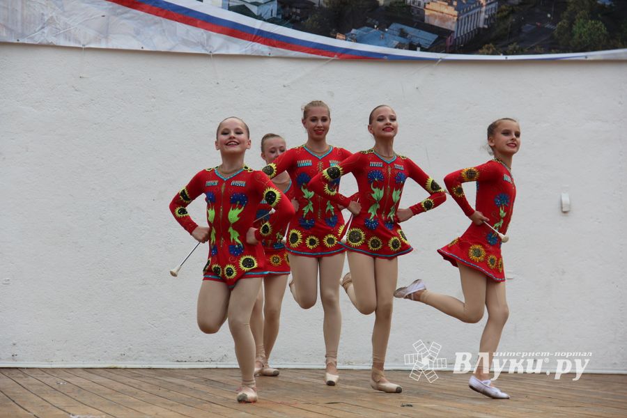 Лучшие мажоретки и барабанщицы награждены (ФОТО)