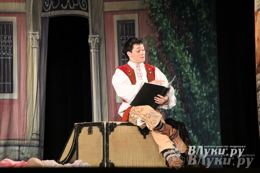 Санкт-Петербургский музыкальный театр представил зрителям мюзикл «Труффальдино из Бергамо» (фото)