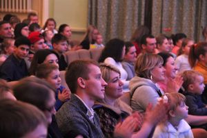 В ГДК им. Ленина встречают Новый год (ФОТО)