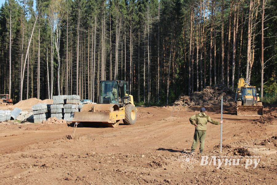 Турчак поручил передать строительство великолукского велоцентра местным строителям (ФОТО)