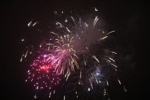 Великие Луки к встрече Нового года готовы (ФОТО)