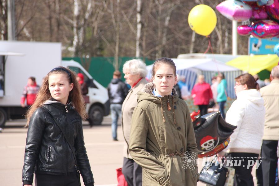 В Великих Луках проходит Весенняя ярмарка