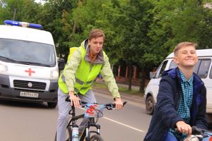 В Великих Луках прошёл Велопарад (ФОТО)