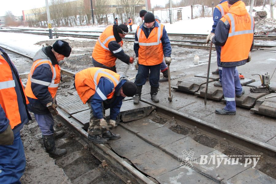Лазавицкий переезд временно закрыт (ФОТО)
