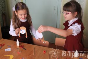 Великолукских лицеистов посвятили в «Маленькие мастера»