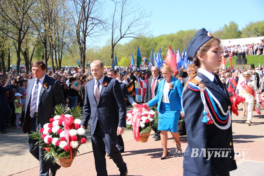Великолучане отпраздновали День победы (ФОТО)