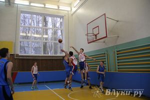 Великолучанки заняли первое место в дивизиональной игре «КЭС-Баскет» (фото)