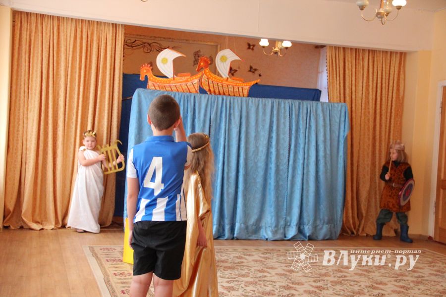 В Великих Луках наградили победителей фестиваля «Великолукская веснянка» (фото)