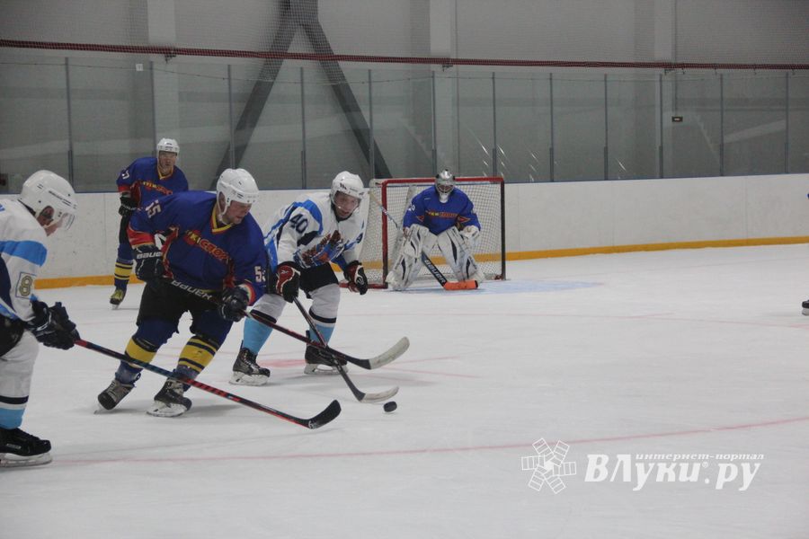 ХК «ЛукиСпорт» уступил «Барсам» (ФОТО)