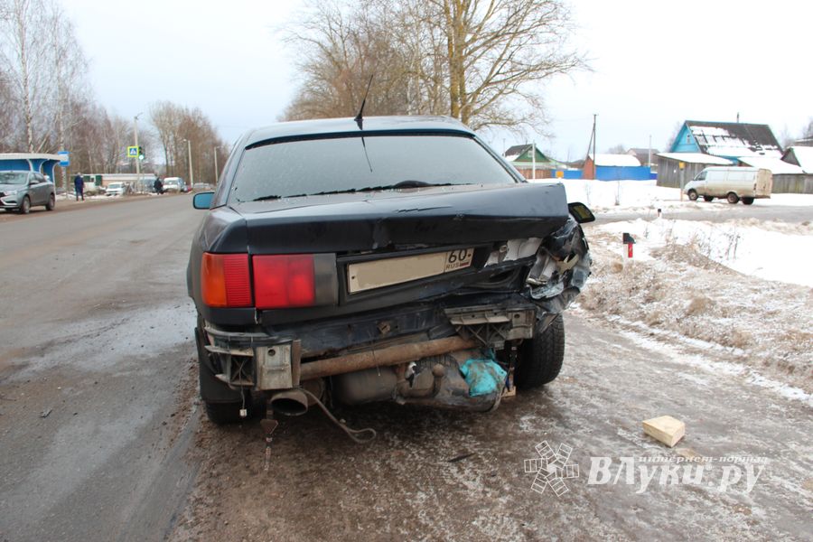 ДТП в районе великолукской райбольницы (ФОТО)